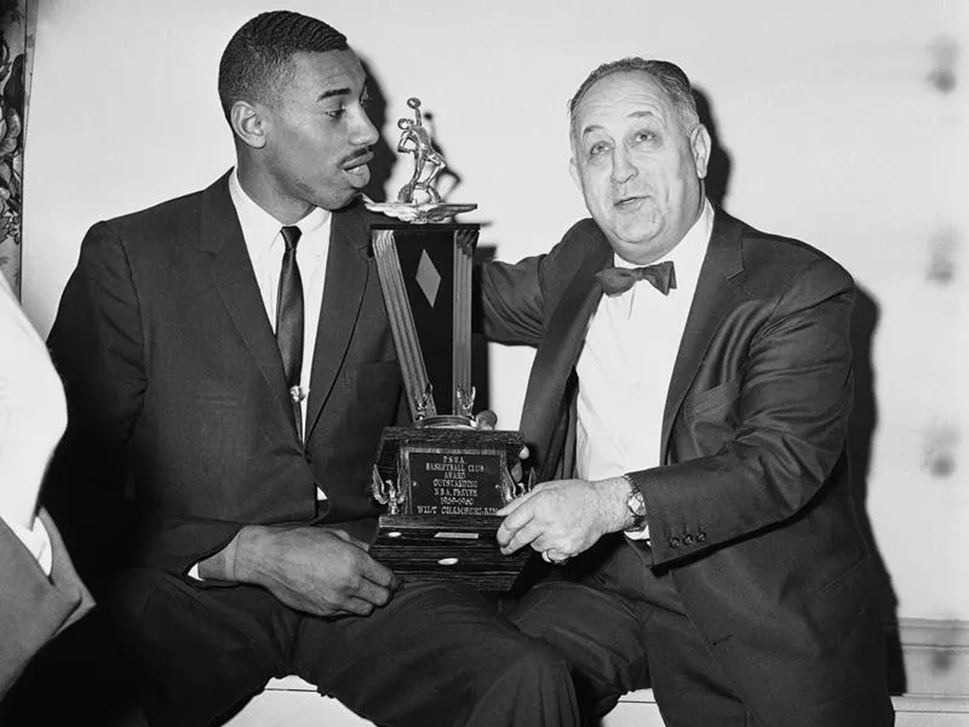 从大西洋到太平洋:金州勇士队徽演变史